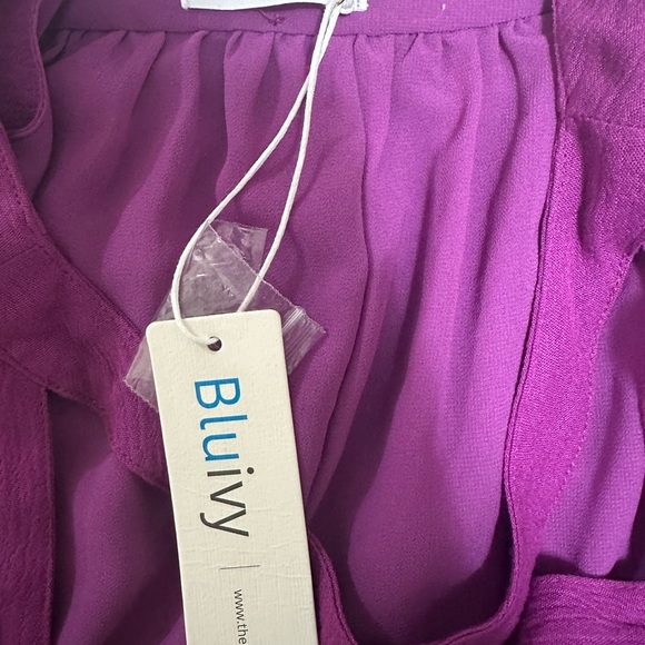 Bluivy Criss crossed front and back. Size S - Picture 3 of 3